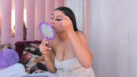 Snapshot of miia_palmerr chatting on October 22, 10:51 am Mia online show from October 22, 10:51 am