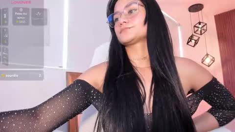 Mia  online show from October 11, 2:32 pm