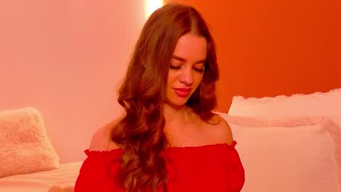 Amira online show from December 3, 6:03 am