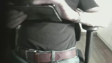 mik online show from June 1, 2:18 pm