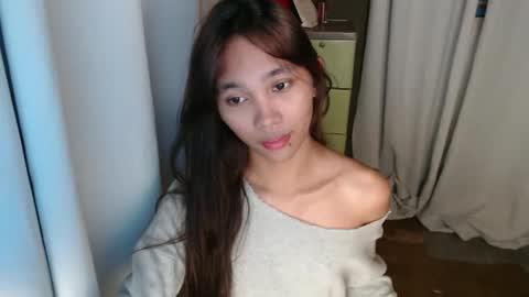 MIKA online show from April 4, 7:54 pm