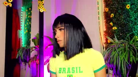 mikaelarangel online show from October 4, 3:48 am