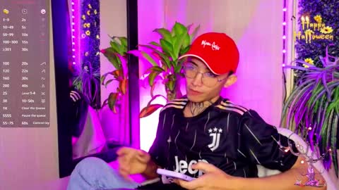 mikaelarangel online show from October 18, 6:12 pm