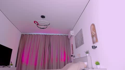 mikaella_nicole online show from July 27, 2:58 pm