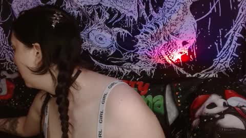 Mika online show from December 14, 10:16 pm