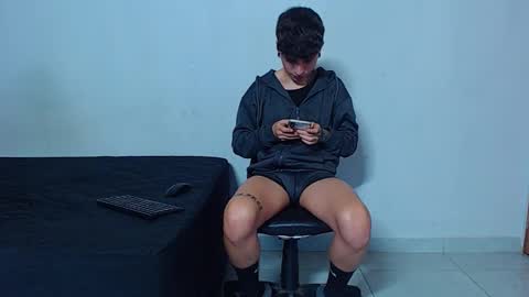 Mike IMDEPENDIENT MODEL online show from February 2, 1:47 am