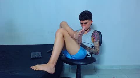 Mike IMDEPENDIENT MODEL online show from April 21, 2:51 am