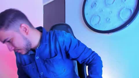 Mike  online show from February 25, 11:58 am