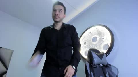 Mike  online show from January 16, 11:19 am