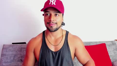   online show from February 9, 11:04 am