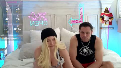 HOTcouple69 online show from March 9, 10:19 pm