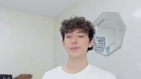 Mikebelf4 online show from January 18, 8:07 pm