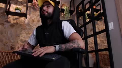 Mike Blare online show from January 16, 6:59 pm