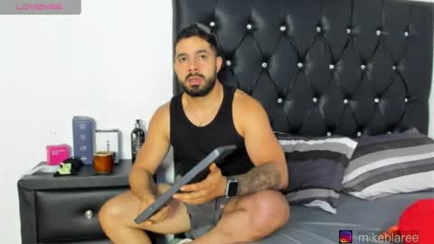 mikeblaree online show from April 18, 7:58 pm