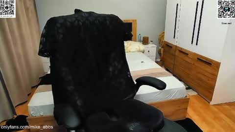 Mike    online show from May 10, 4:35 pm
