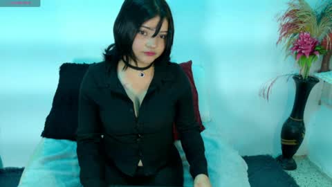 Mikoto Urb online show from April 6, 7:04 pm