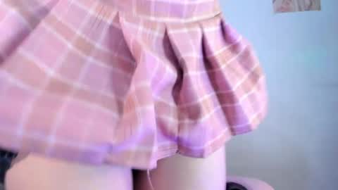 Emi  independent model online show from May 16, 12:40 am