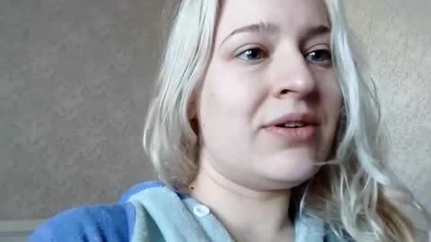 Mila 420 online show from April 15, 7:12 am