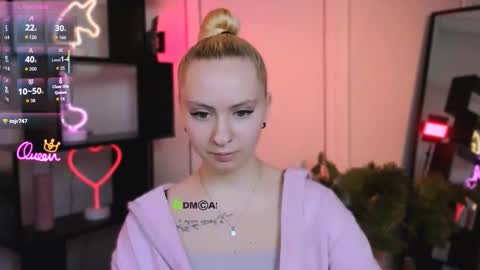 mila_glow online show from January 17, 6:45 am