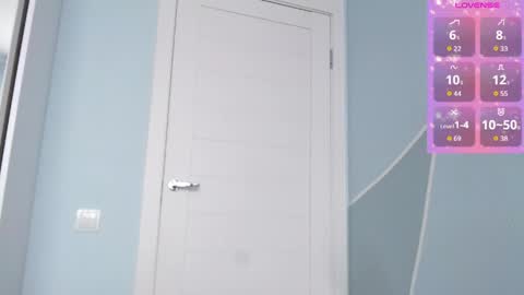 mila_good online show from April 15, 11:02 am