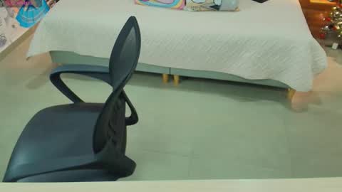 Milena  online show from December 1, 11:08 am