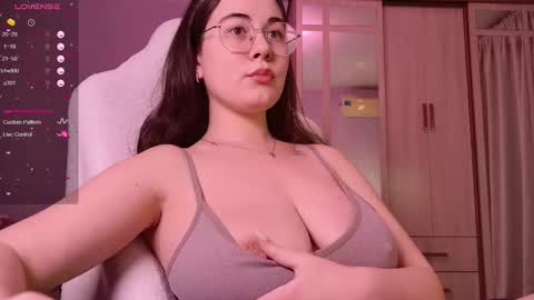 Mila 3 online show from November 19, 11:31 am