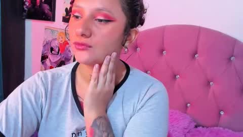 Snapshot of mila_nixon01 chatting on October 19, 4:06 am MILA  online show from October 19, 4:06 am