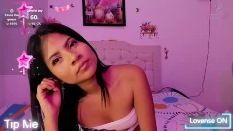 laura online show from November 11, 4:25 am