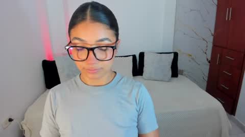 martina online show from June 16, 3:32 am