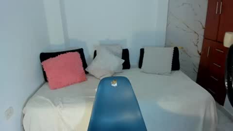 martina online show from June 25, 5:12 am
