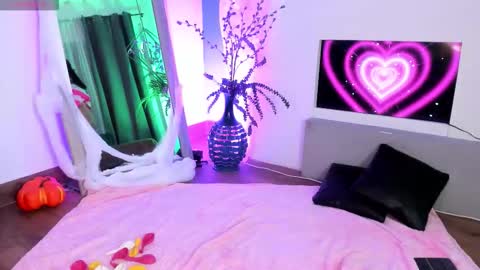 Mila online show from October 17, 12:09 pm