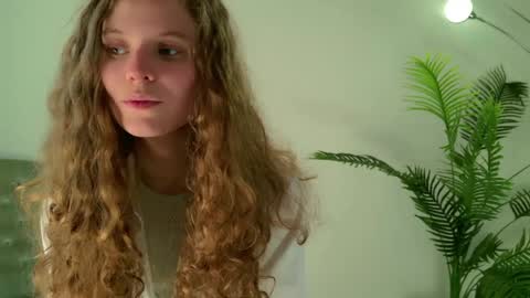 Mila online show from May 3, 6:52 am