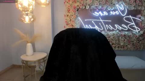 Mila online show from December 15, 4:30 am