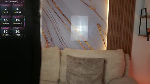 milacrave online show from October 31, 12:05 pm