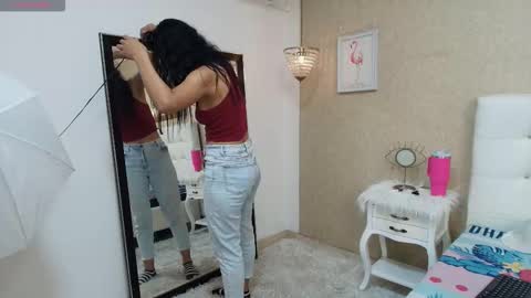 miladiosa online show from January 14, 11:51 am