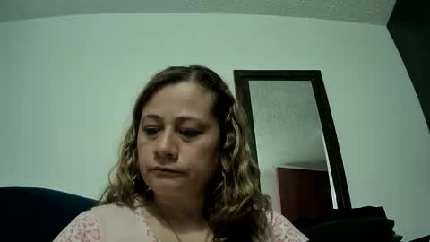 milagros_latin online show from March 6, 12:53 am