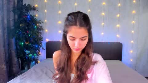 Milana online show from December 3, 8:26 am