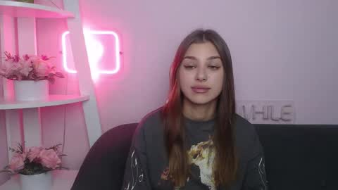 milanaangelas online show from October 26, 5:52 am