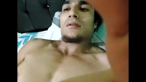 milanflores online show from October 20, 7:02 am