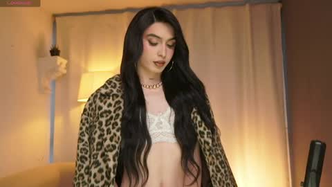 MILAN SANTANA online show from April 4, 11:01 pm