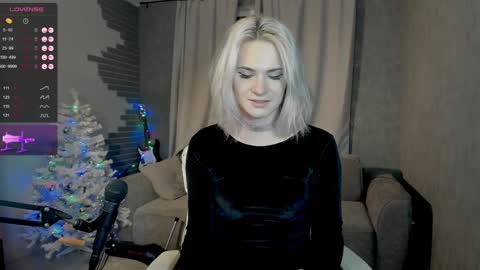 Milena online show from December 21, 8:10 pm