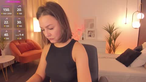 Snapshot of milena_mellow chatting on February 21, 9:11 pm Milena online show from February 21, 9:11 pm