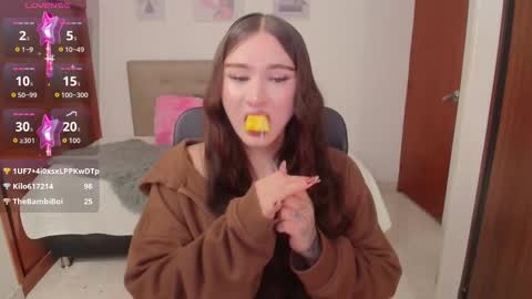 Miley online show from November 8, 3:26 pm