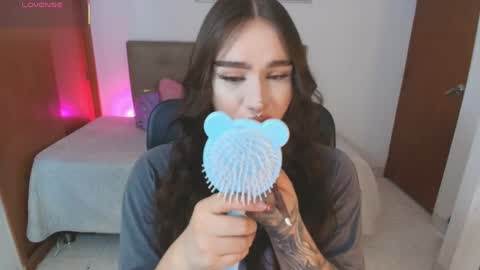 Miley online show from April 21, 12:45 pm