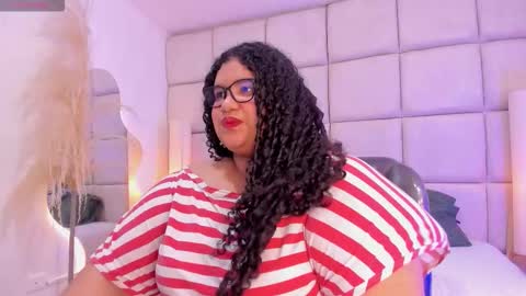 Miley online show from November 21, 7:34 pm