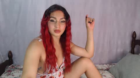 miley_kane online show from December 14, 4:12 am