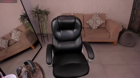 Miley Cruz  IG miley model23 online show from November 25, 7:34 pm