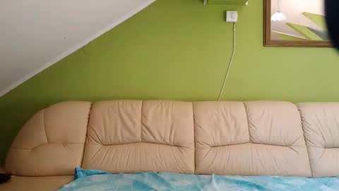 milf44milf online show from June 10, 12:04 pm