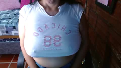 Snapshot of milf_fantassy chatting on September 20, 9:40 pm Ana online show from September 20, 9:40 pm