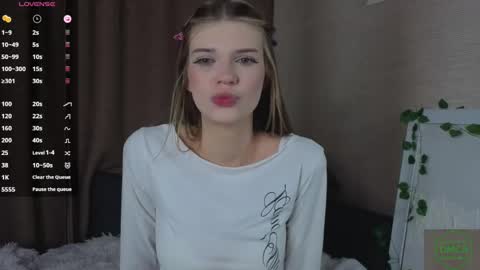 Milisa online show from April 30, 9:19 pm